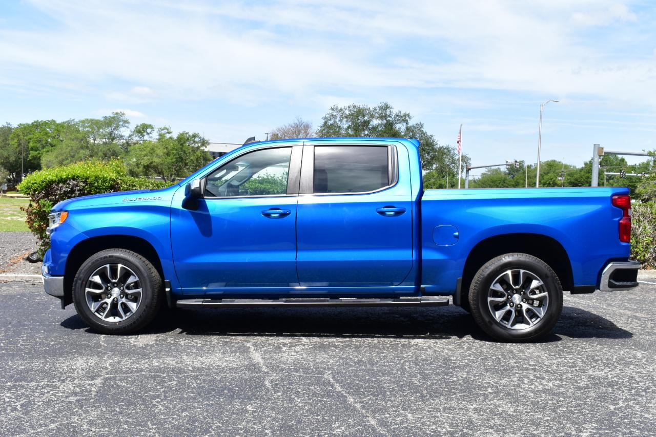 Chevrolet Silverado 1500 2WD Crew Cab 147" LT 2022
