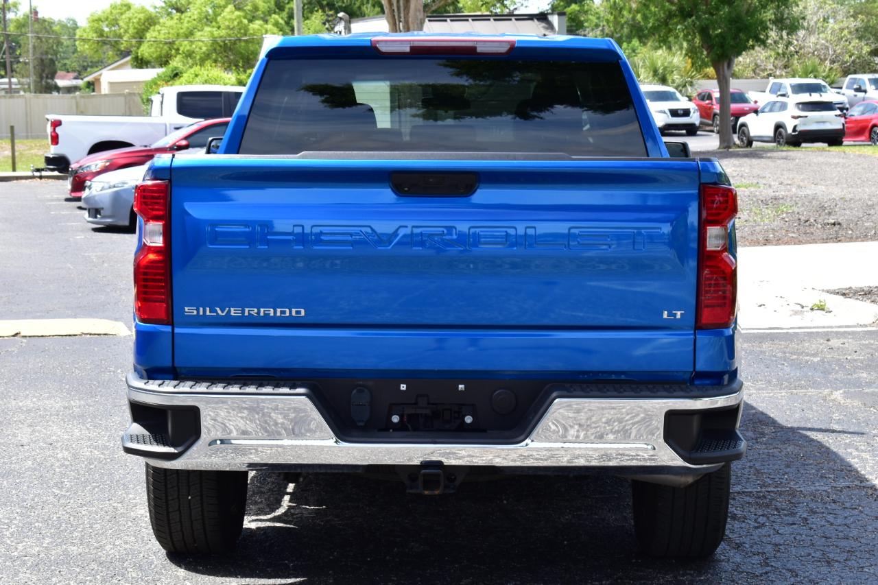 Chevrolet Silverado 1500 2WD Crew Cab 147" LT 2022