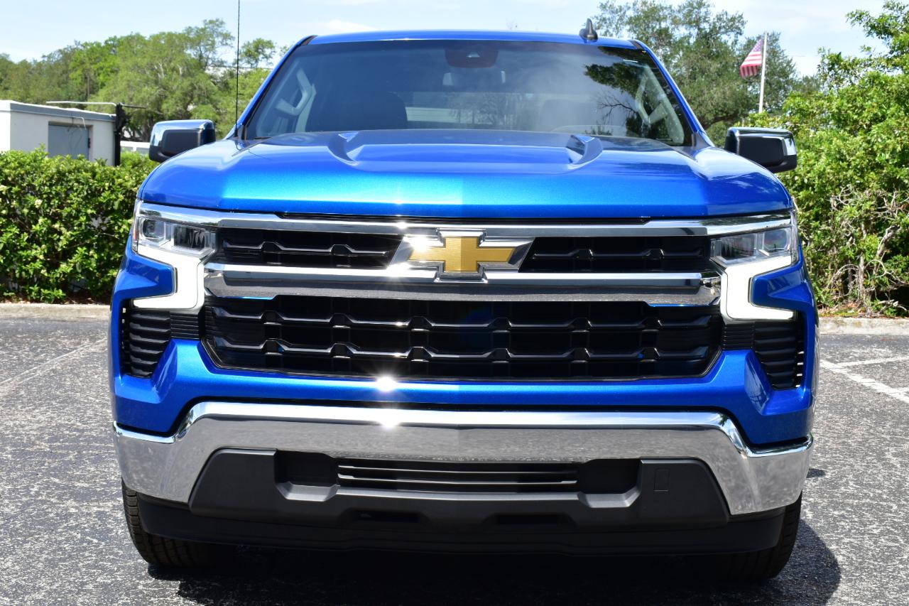 Chevrolet Silverado 1500 2WD Crew Cab 147" LT 2022