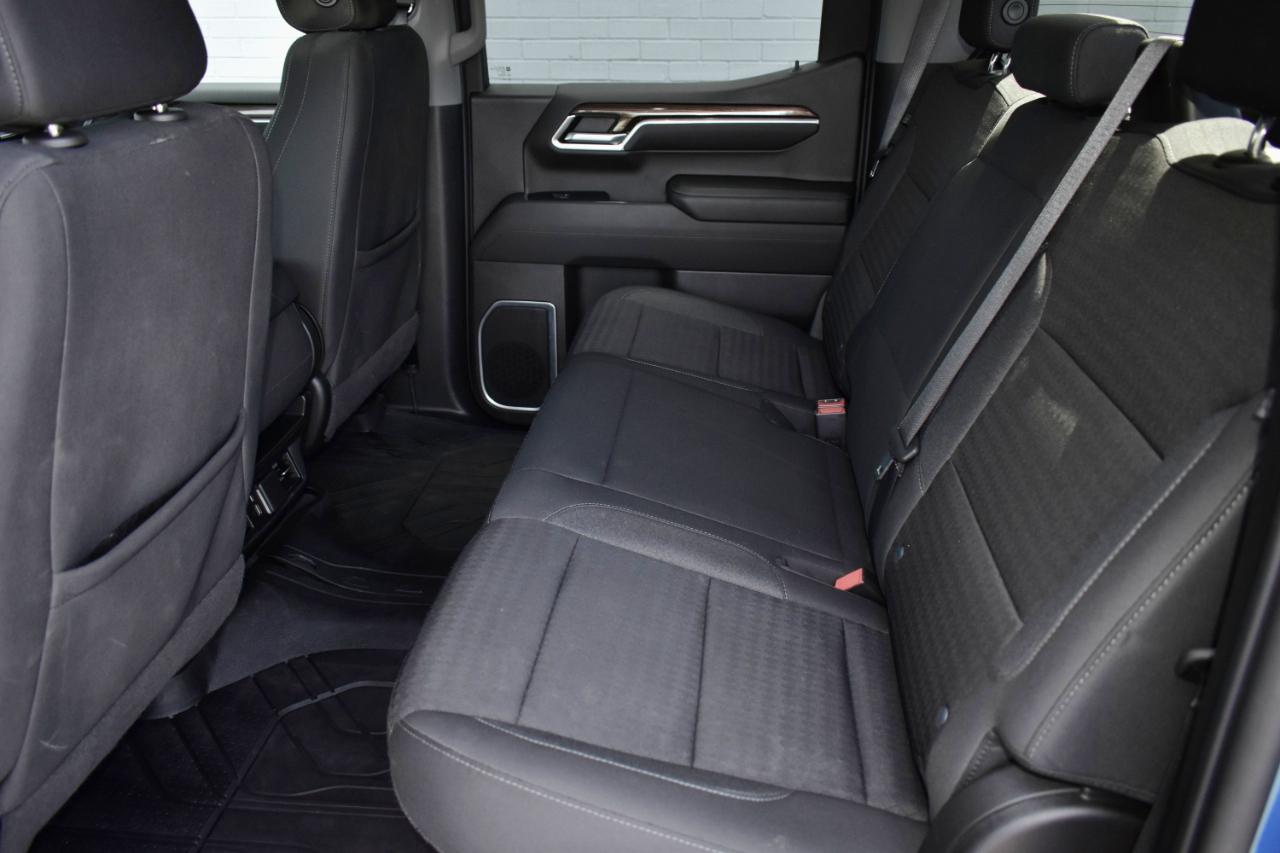 Chevrolet Silverado 1500 2WD Crew Cab 147" LT 2022