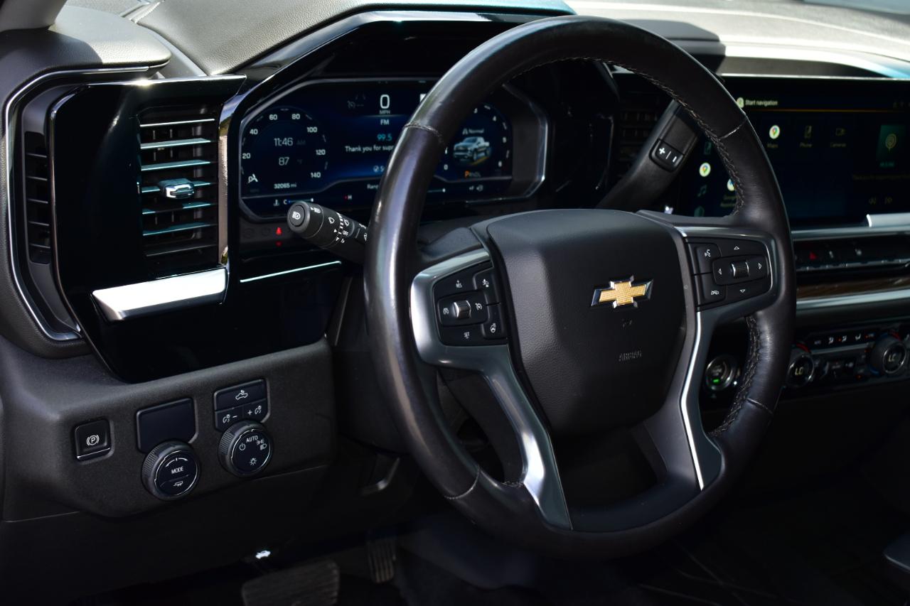 Chevrolet Silverado 1500 2WD Crew Cab 147" LT 2022