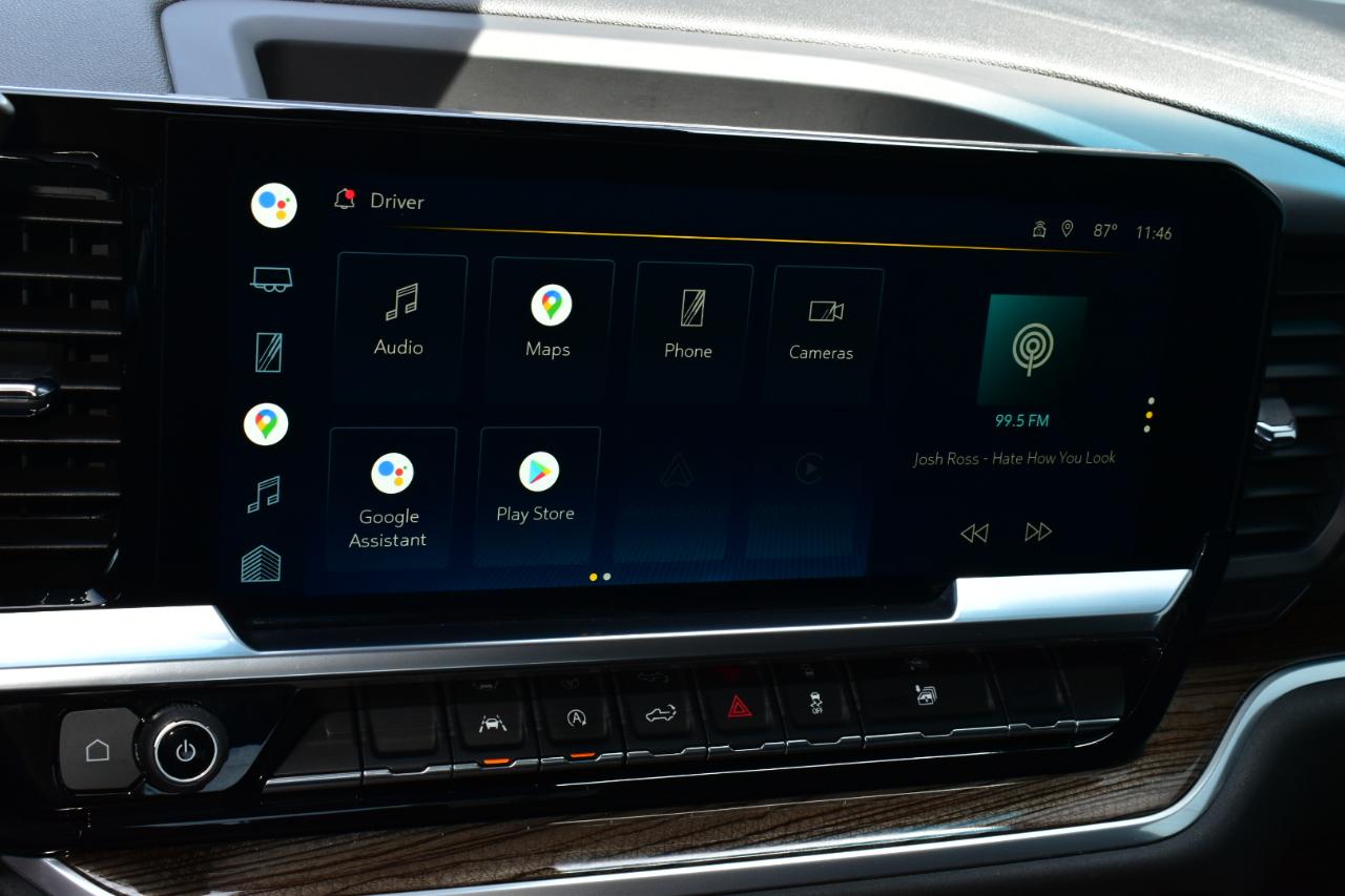 Chevrolet Silverado 1500 2WD Crew Cab 147" LT 2022