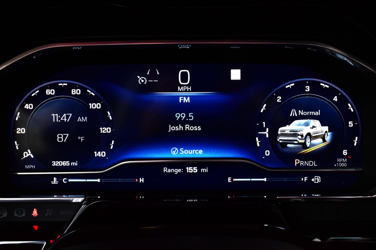 Chevrolet Silverado 1500 2WD Crew Cab 147" LT 2022