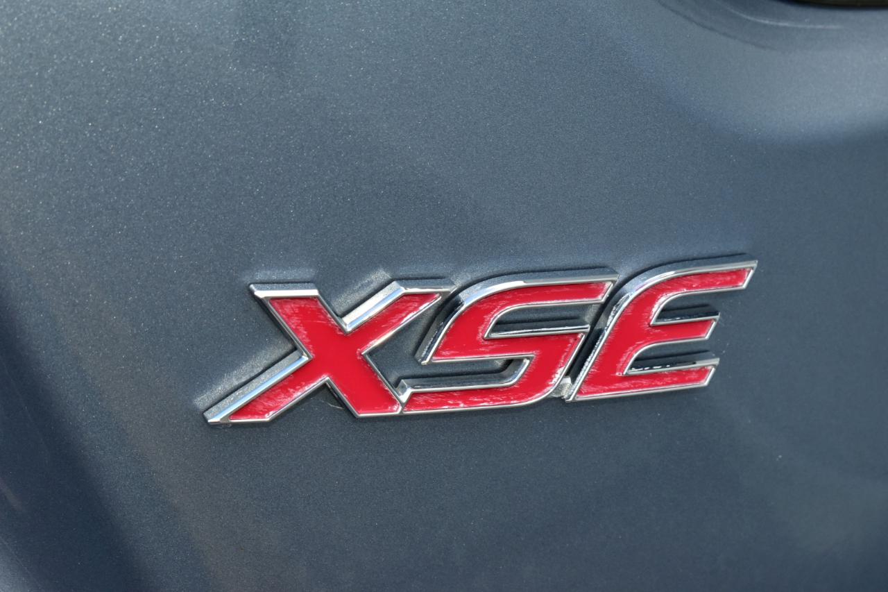 Toyota Corolla XSE CVT (Natl) 2020