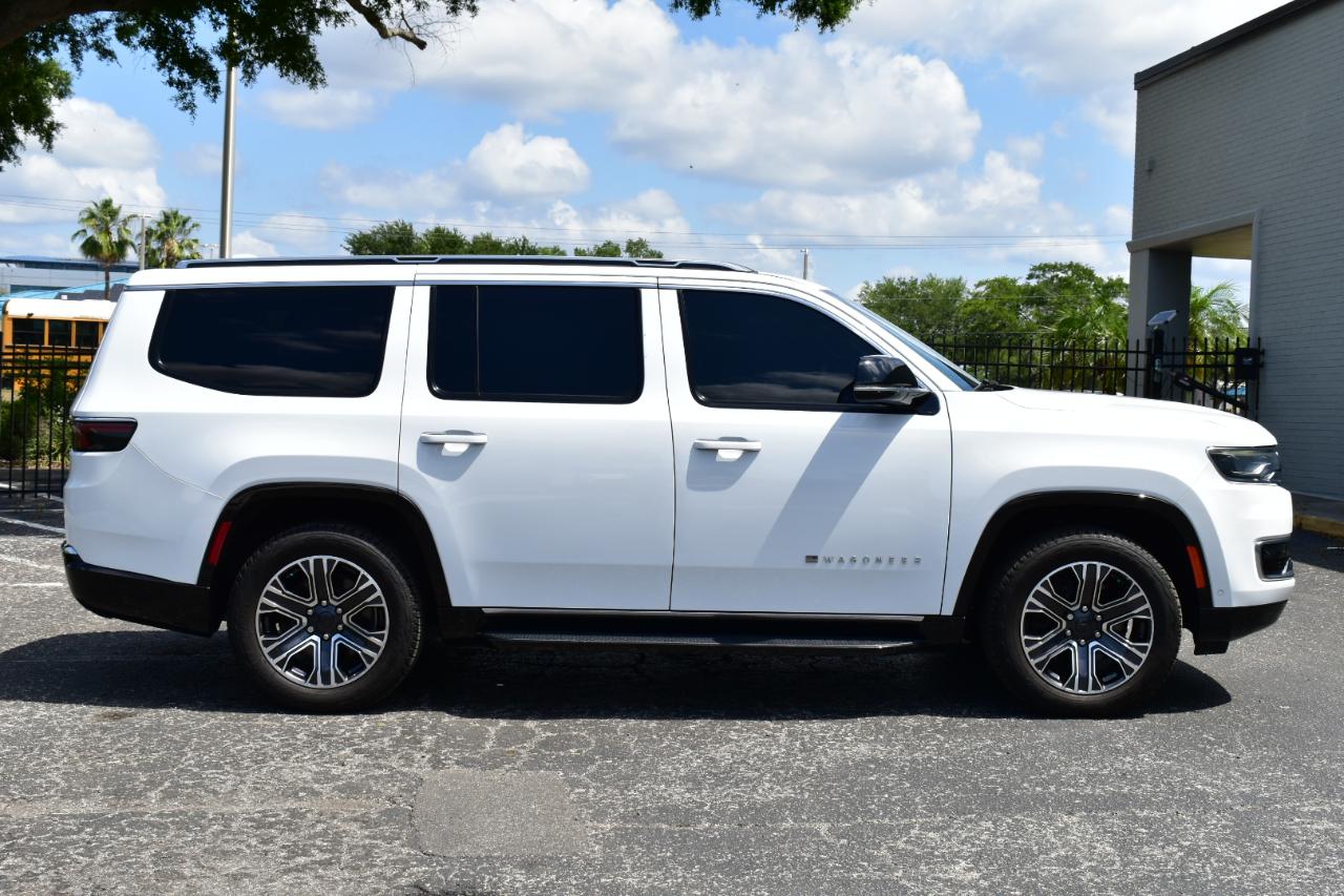 Jeep Wagoneer 4x4 2023