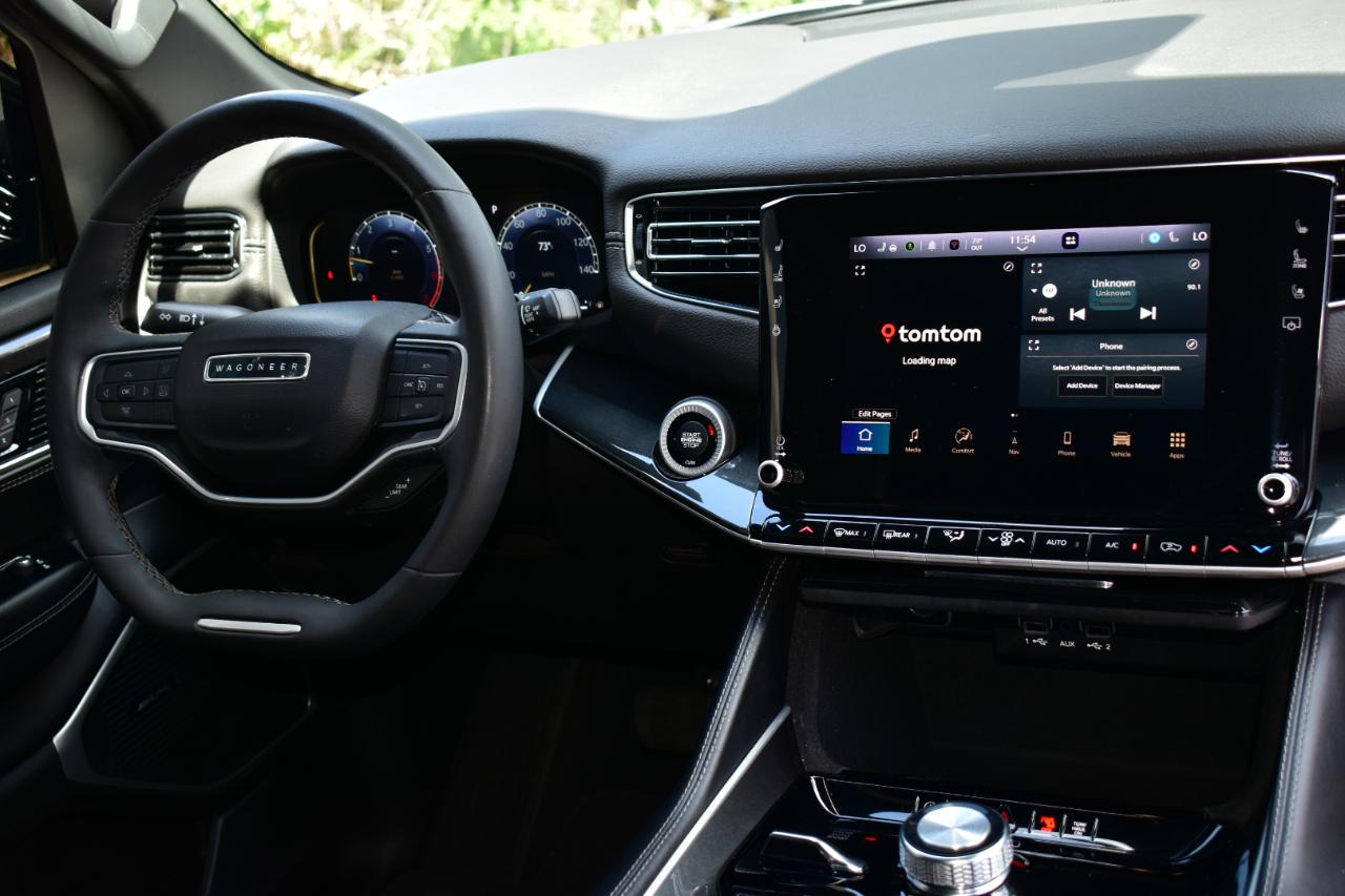 Jeep Wagoneer 4x4 2023