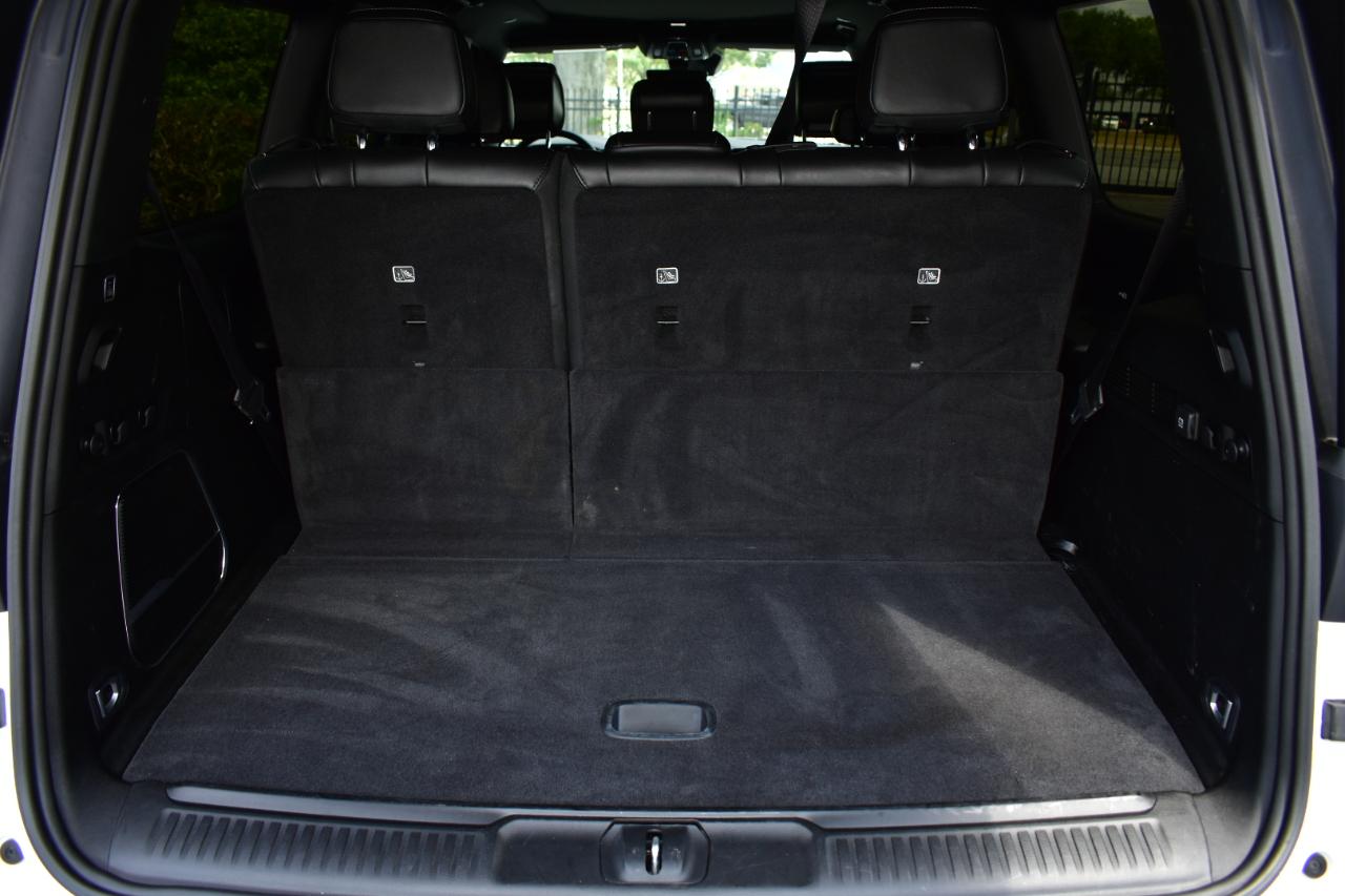 Jeep Wagoneer 4x4 2023