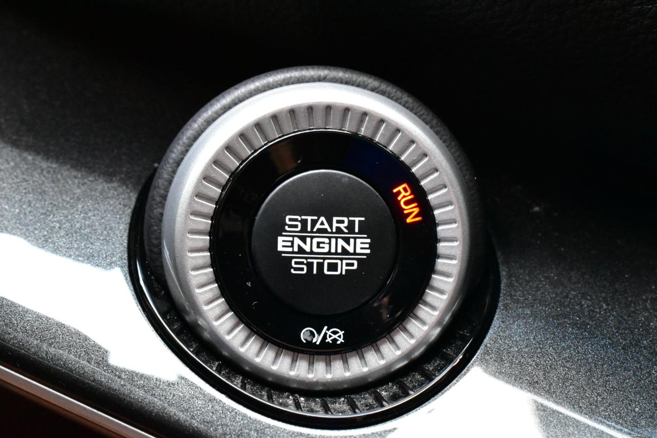 Jeep Wagoneer 4x4 2023