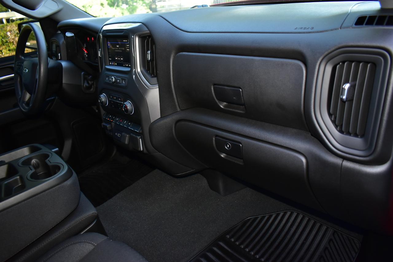 Chevrolet Silverado 1500 2WD Crew Cab 147" Custom 2025