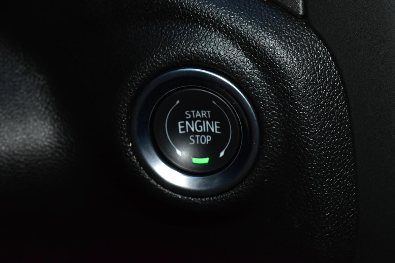 Chevrolet Silverado 1500 2WD Crew Cab 147" Custom 2025