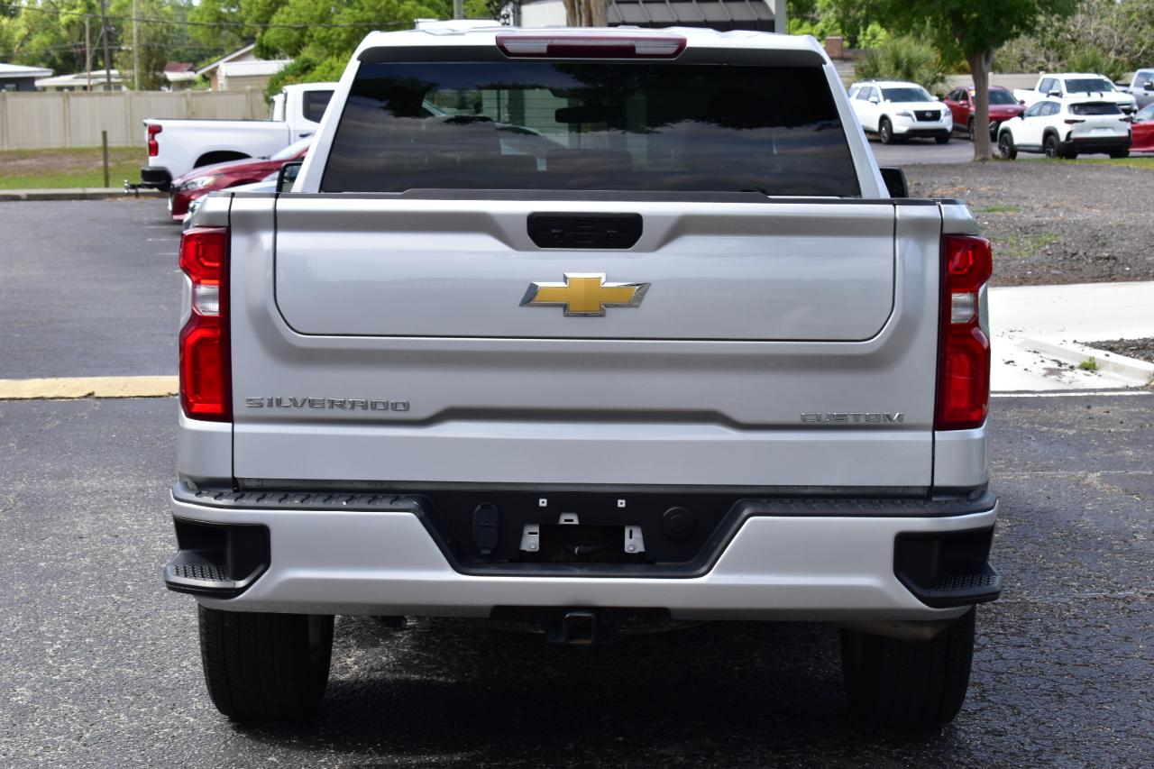 Chevrolet Silverado 1500 2WD Crew Cab 147" Custom 2022