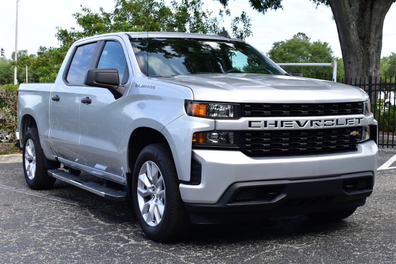 Chevrolet Silverado 1500 2WD Crew Cab 147" Custom 2022