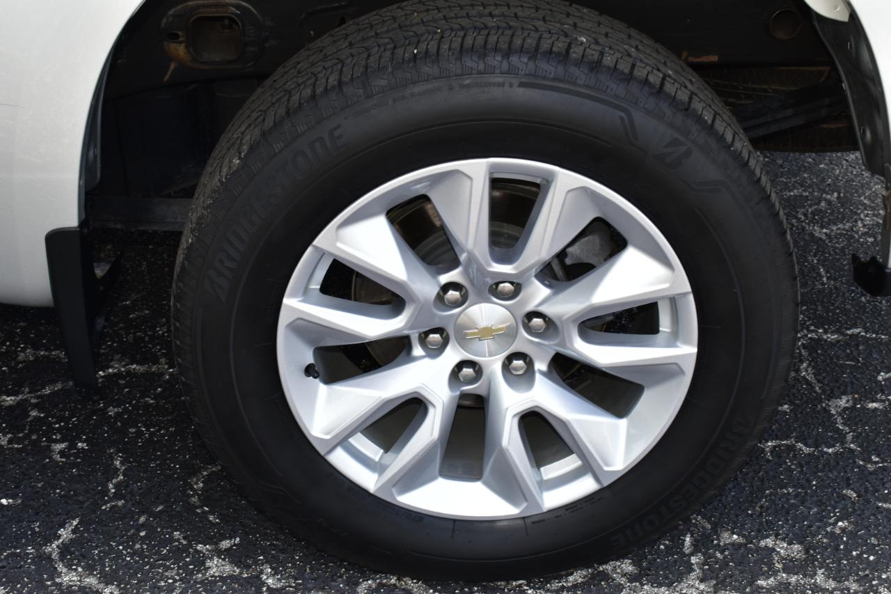 Chevrolet Silverado 1500 2WD Crew Cab 147" Custom 2022