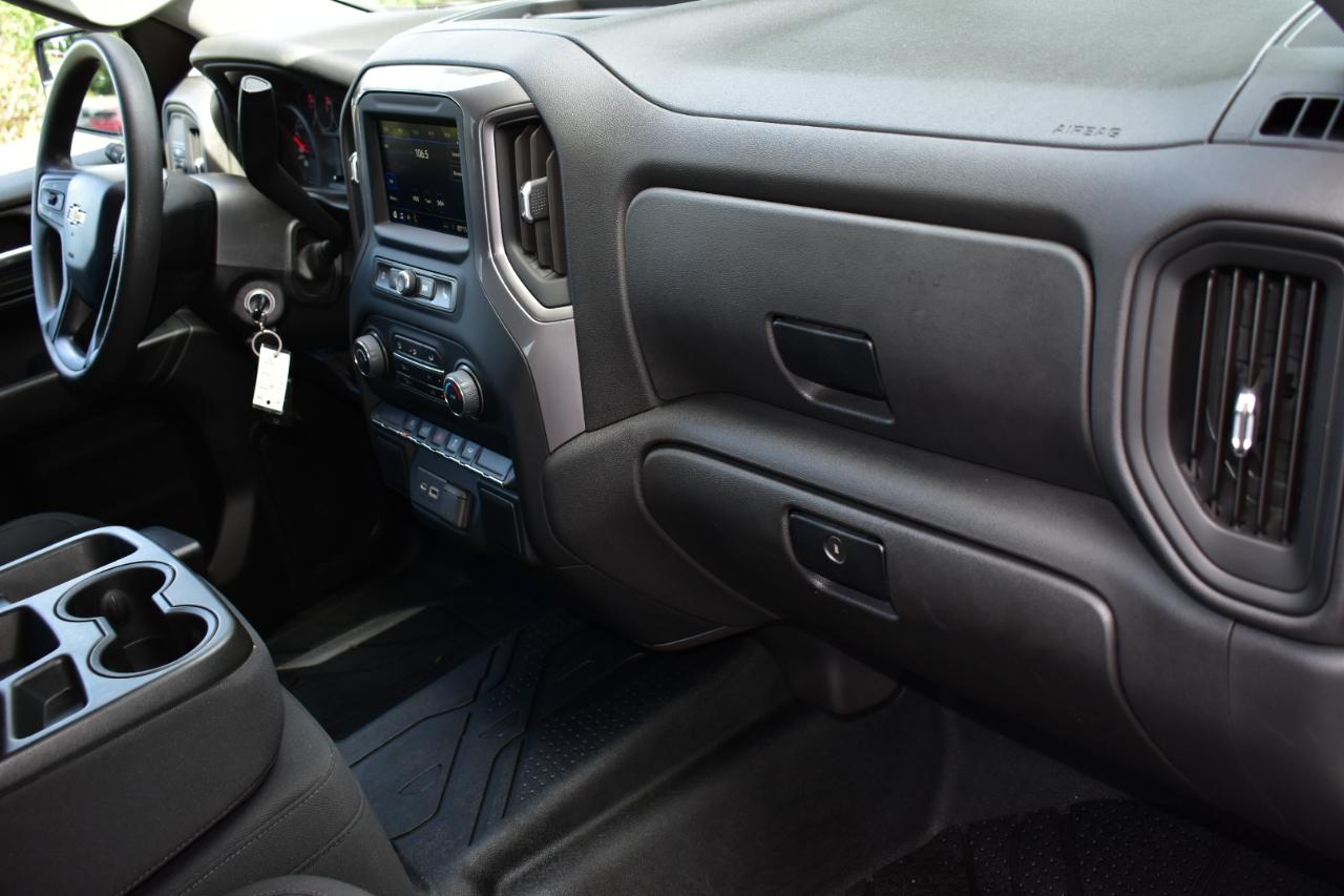 Chevrolet Silverado 1500 2WD Crew Cab 147" Custom 2022