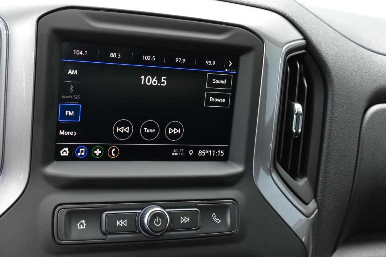 Chevrolet Silverado 1500 2WD Crew Cab 147" Custom 2022