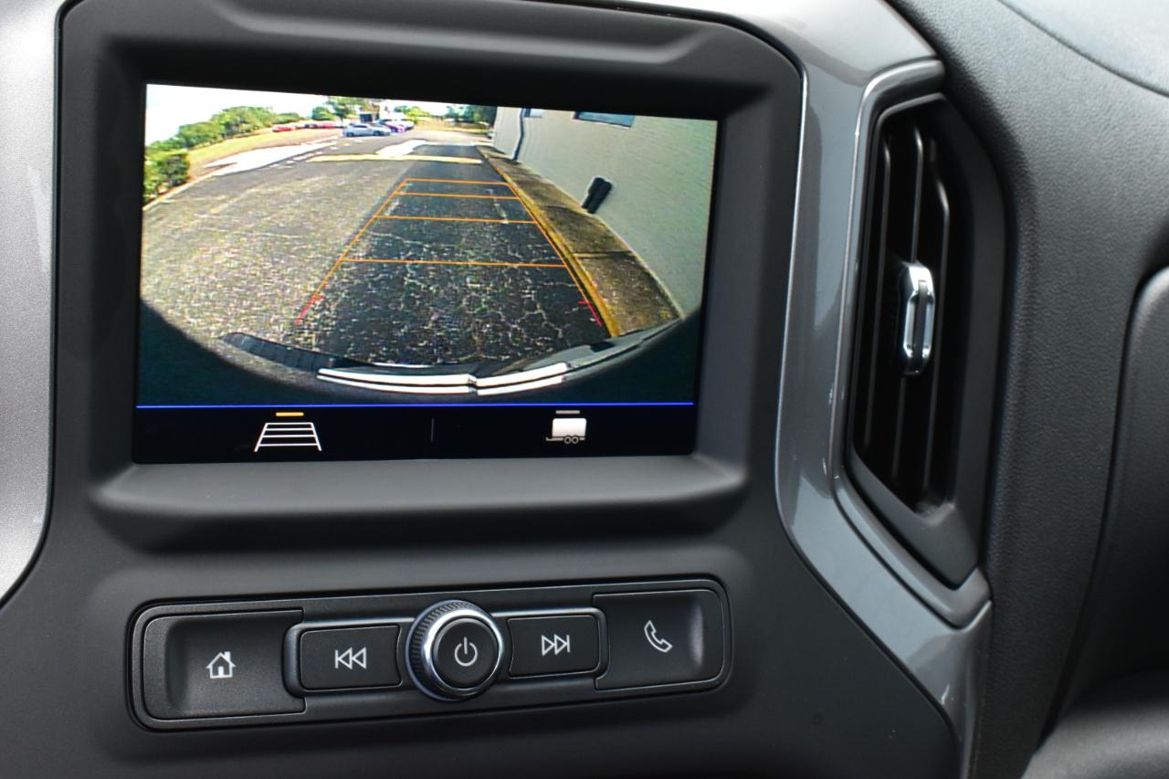 Chevrolet Silverado 1500 2WD Crew Cab 147" Custom 2022