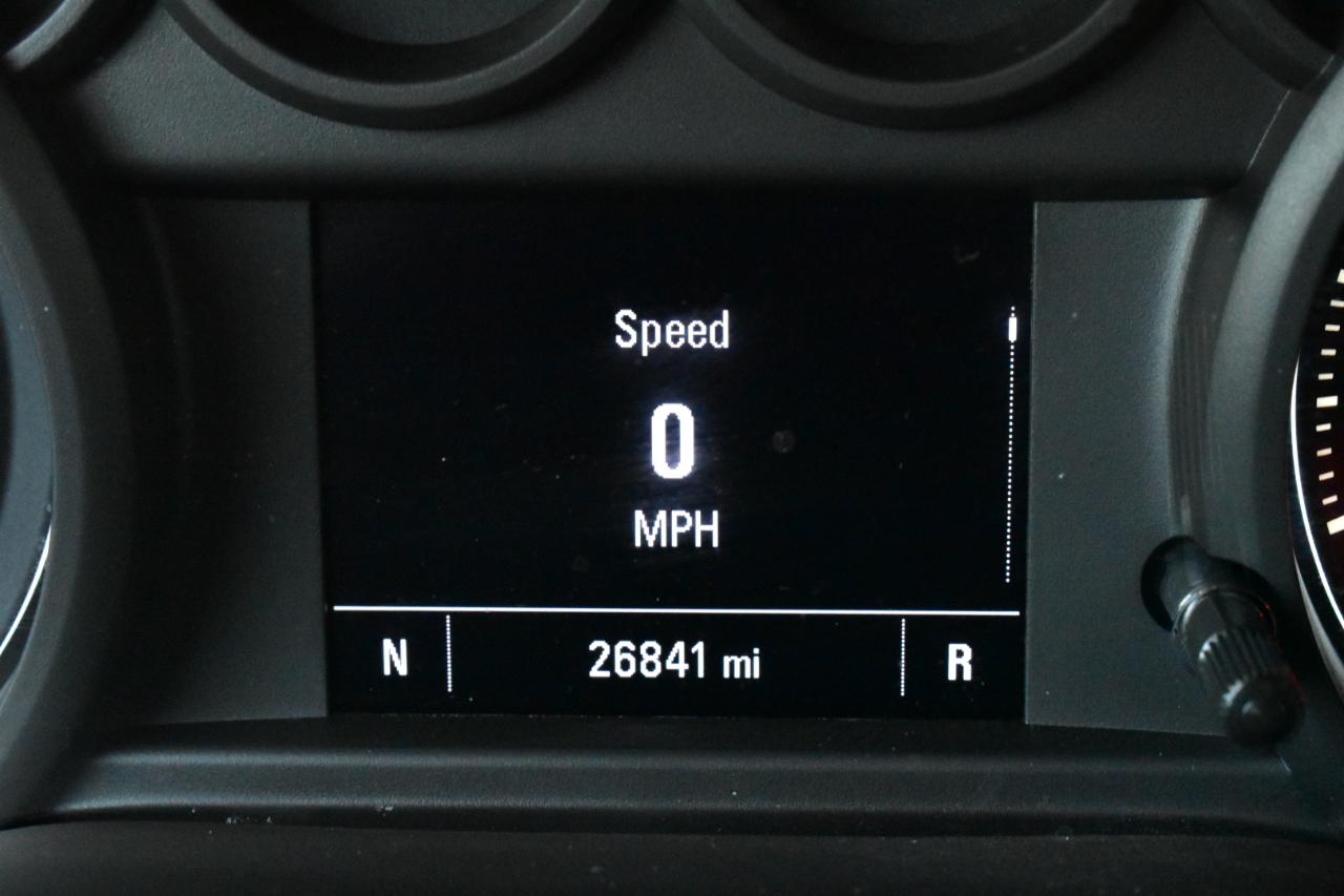 Chevrolet Silverado 1500 2WD Crew Cab 147" Custom 2022