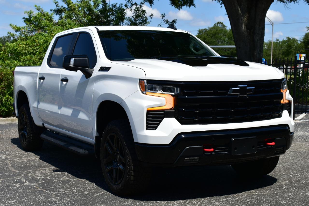 Chevrolet Silverado 1500 4WD Crew Cab 147" LT Trail Boss 2024