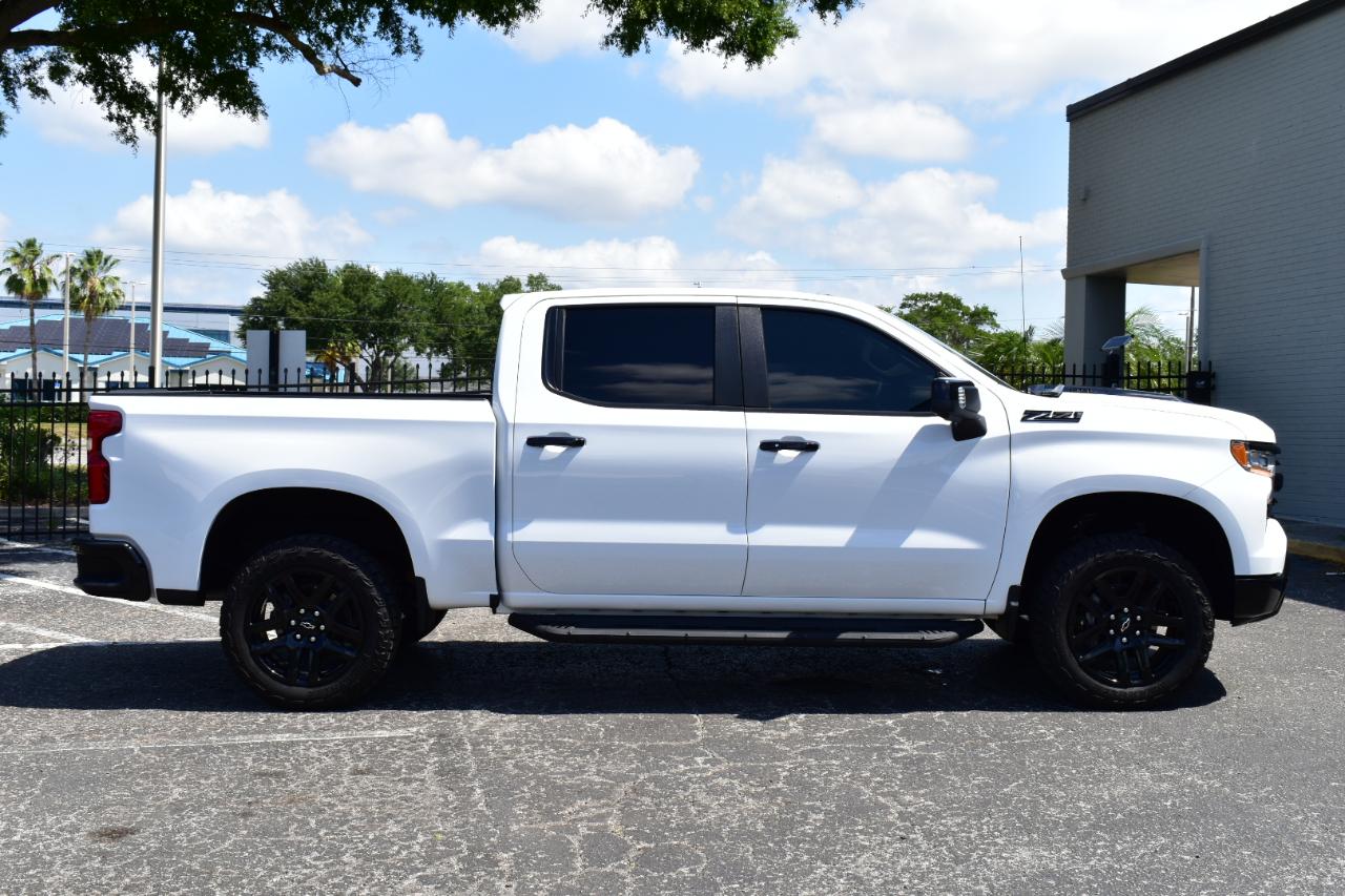Chevrolet Silverado 1500 4WD Crew Cab 147" LT Trail Boss 2024
