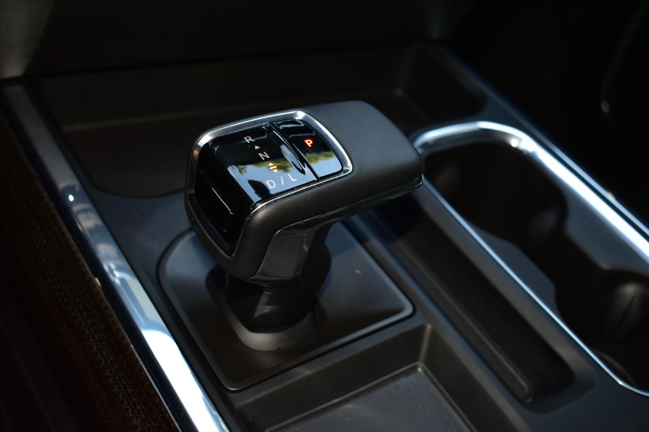 Chevrolet Silverado 1500 4WD Crew Cab 147" LT Trail Boss 2024