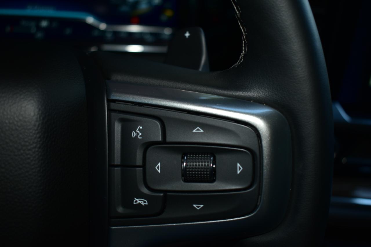 Chevrolet Silverado 1500 4WD Crew Cab 147" LT Trail Boss 2024