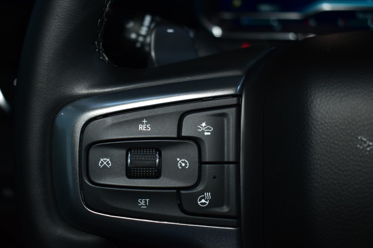 Chevrolet Silverado 1500 4WD Crew Cab 147" LT Trail Boss 2024