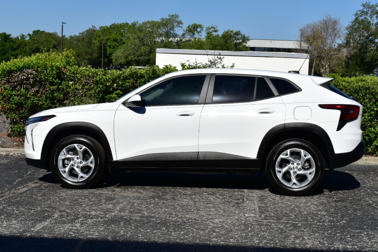 Chevrolet Trax FWD 4dr LS 2024