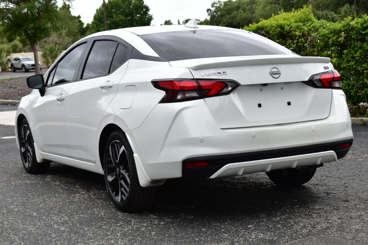 Nissan Versa SR CVT 2025