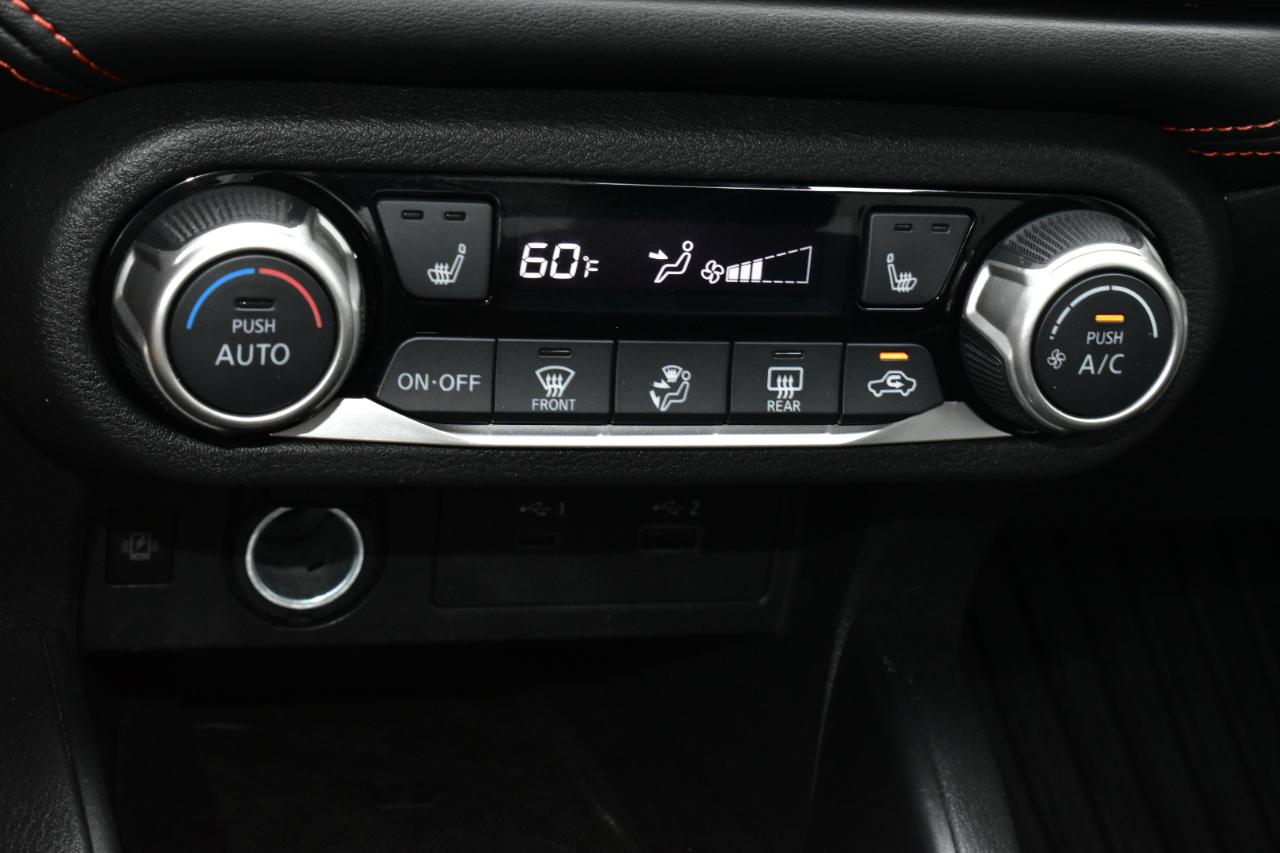 Nissan Versa SR CVT 2025