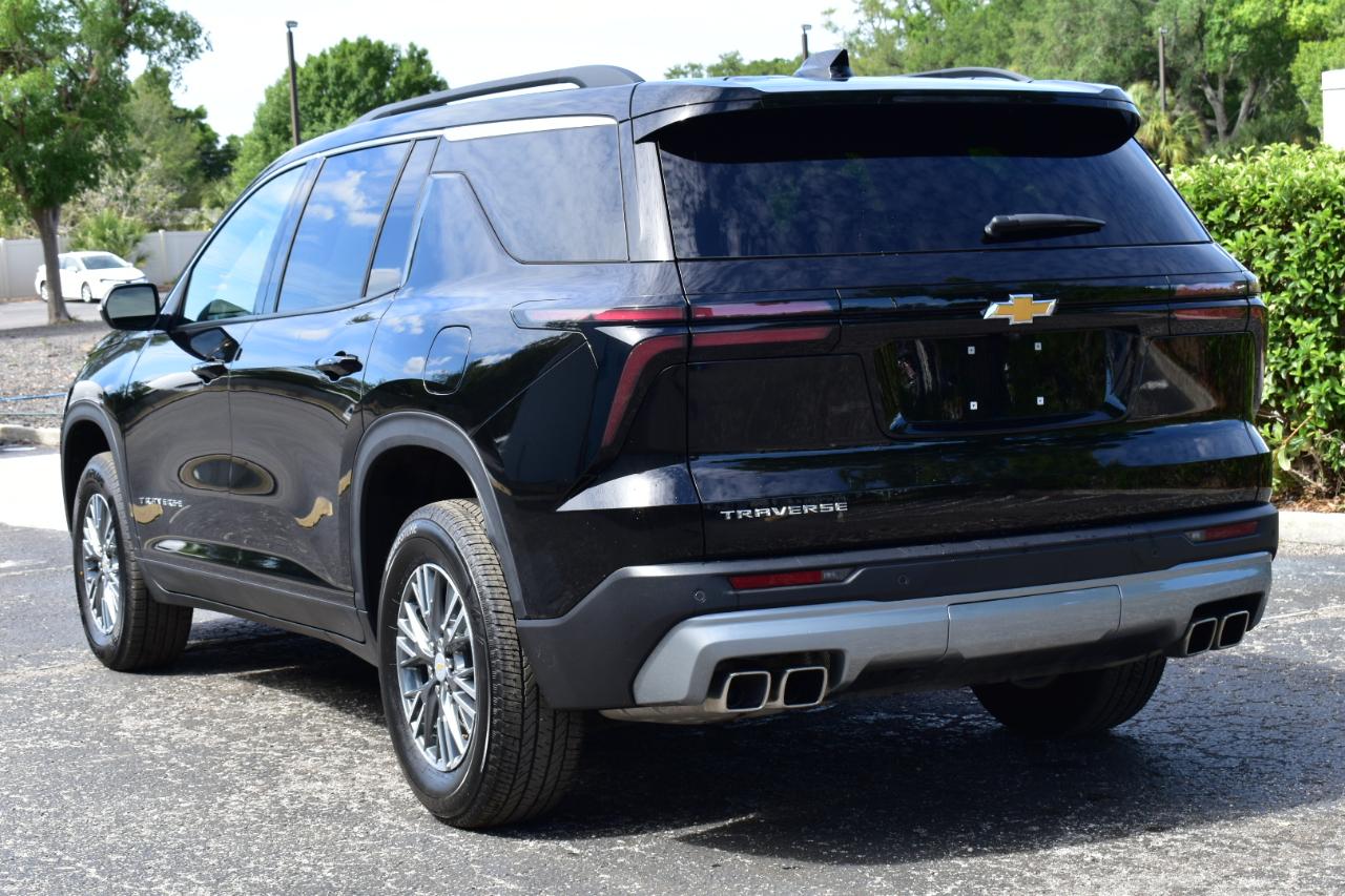 Chevrolet Traverse FWD 4dr LT w/1LT 2025