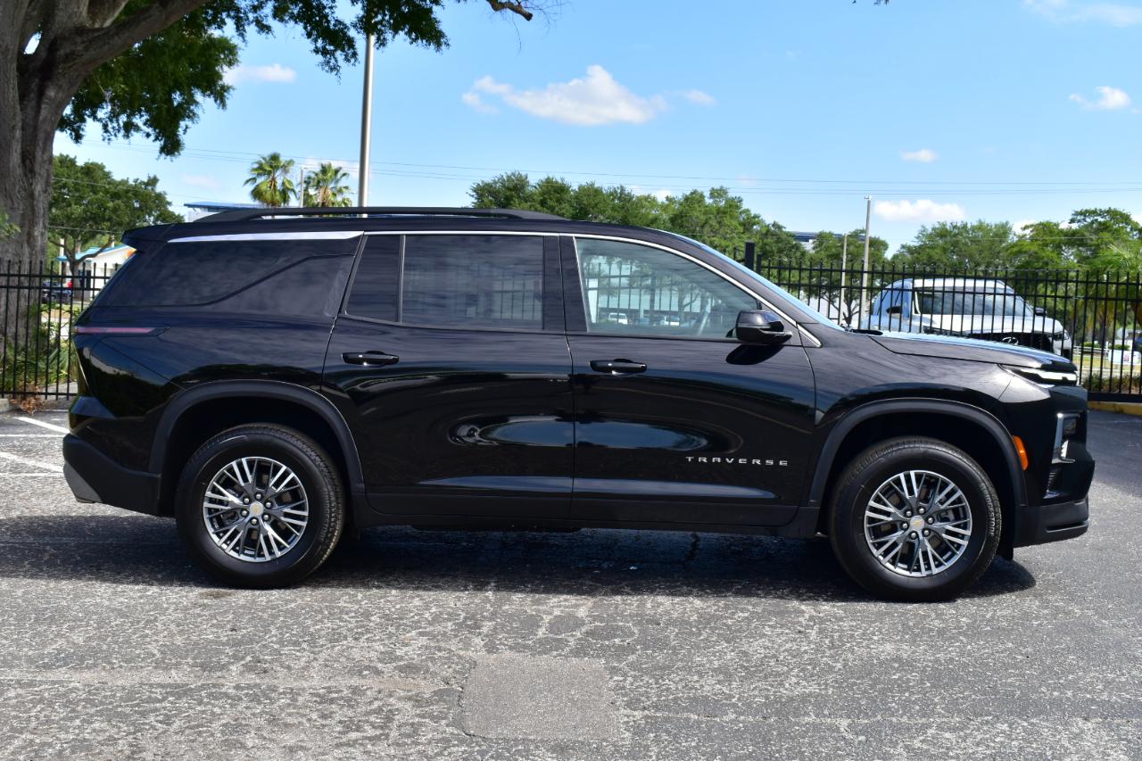 Chevrolet Traverse FWD 4dr LT w/1LT 2025