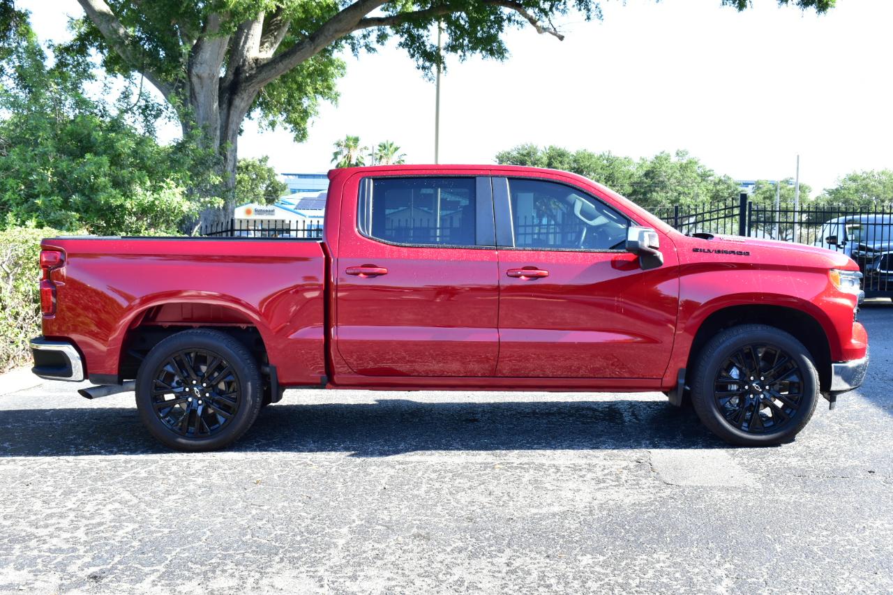 Chevrolet Silverado 1500 2WD Crew Cab 147" LT 2024