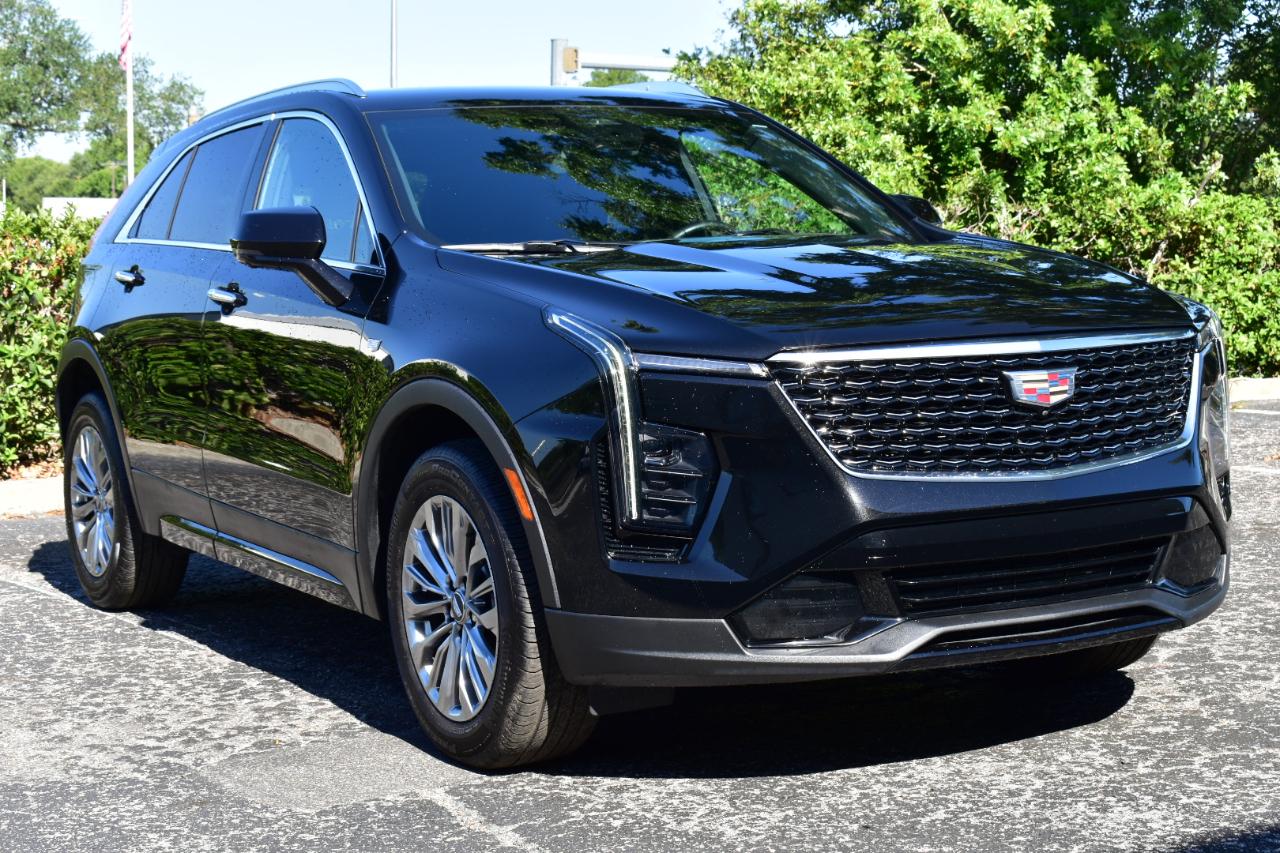 Cadillac XT4 FWD 4dr Premium Luxury 2025