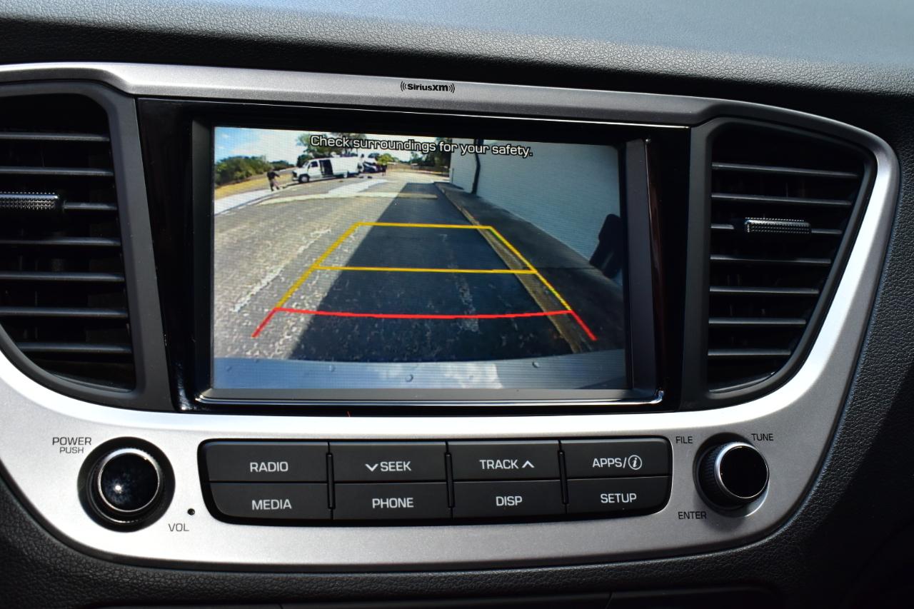 Hyundai Accent SEL Sedan IVT 2022