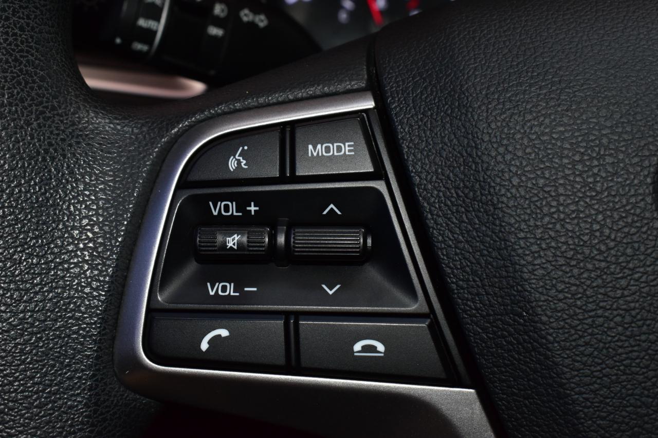 Hyundai Accent SEL Sedan IVT 2022