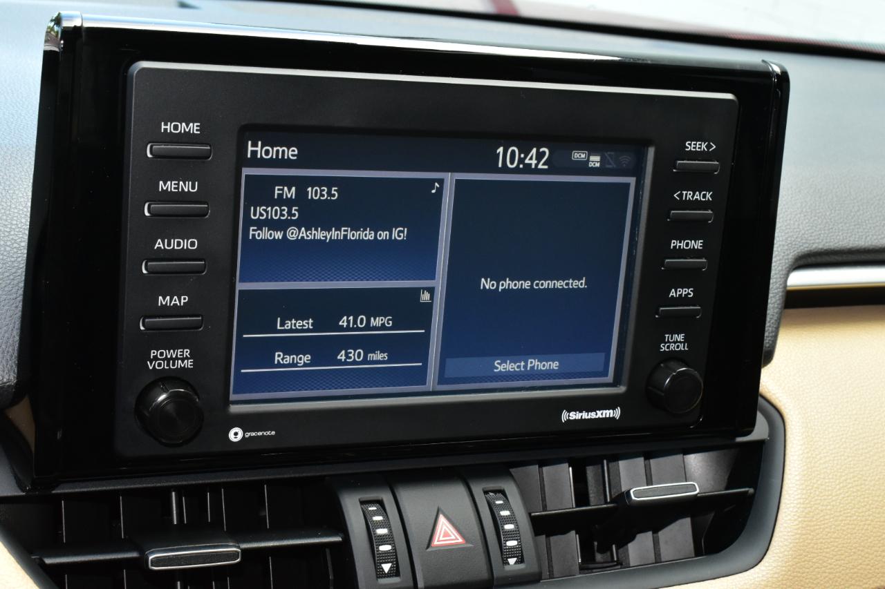 Toyota RAV4 Hybrid AWD 4dr XLE (Natl) 2021