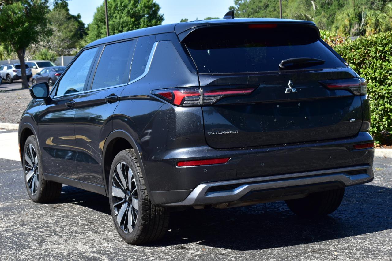 Mitsubishi Outlander SE FWD 2025