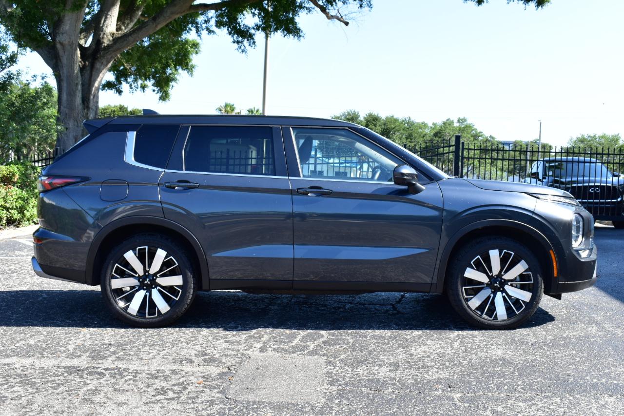 Mitsubishi Outlander SE FWD 2025