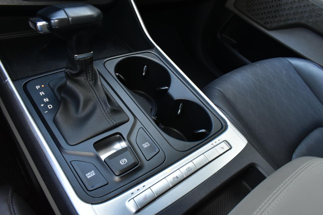 Kia Carnival LXS FWD 2025