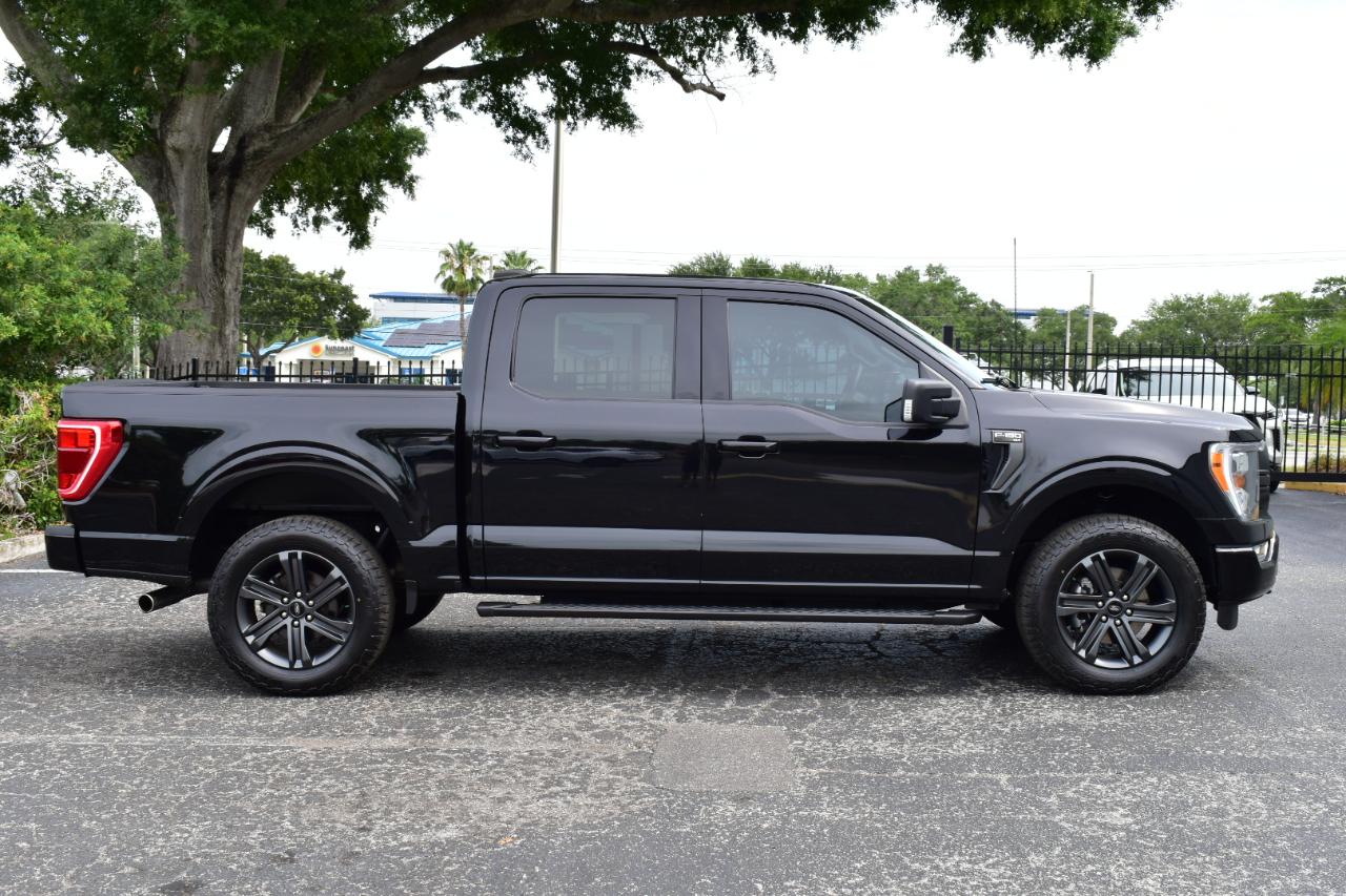 Ford F-150 XLT 4x4 SuperCrew 2023