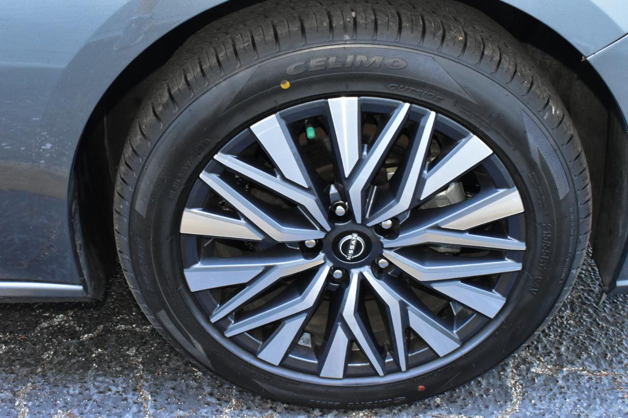 Nissan Altima SV FWD 2025