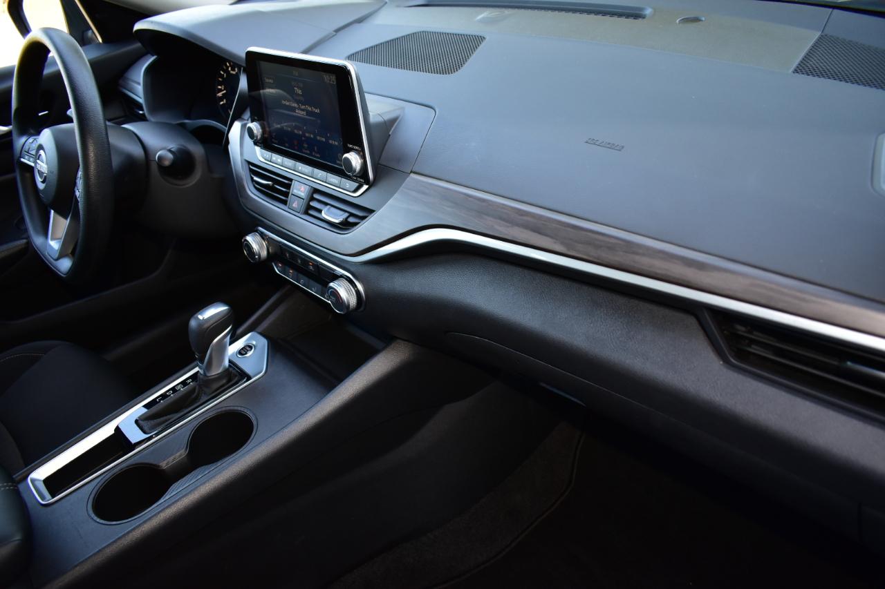Nissan Altima SV FWD 2025