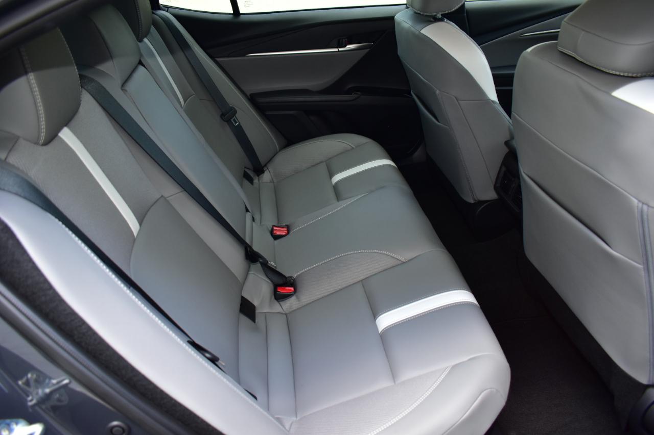 Toyota Camry SE 4D Sedan 2025