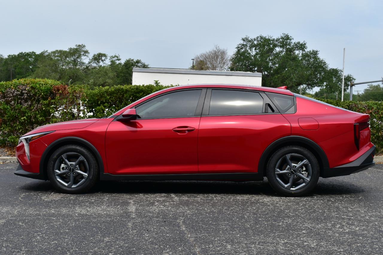 Kia K4 LXS FWD 2025