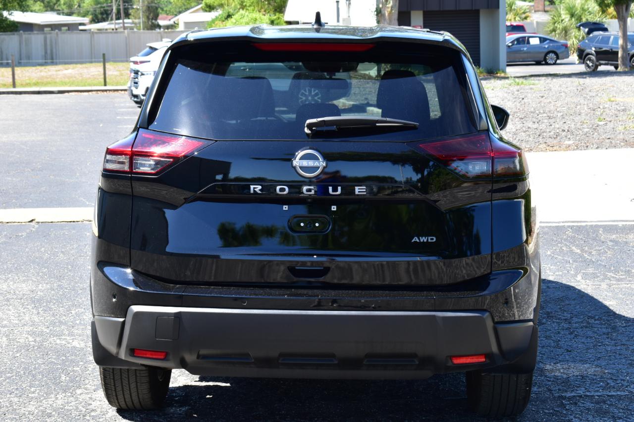 Nissan Rogue AWD S 2024
