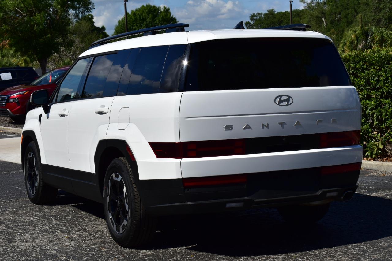 Hyundai Santa Fe SEL FWD 2025