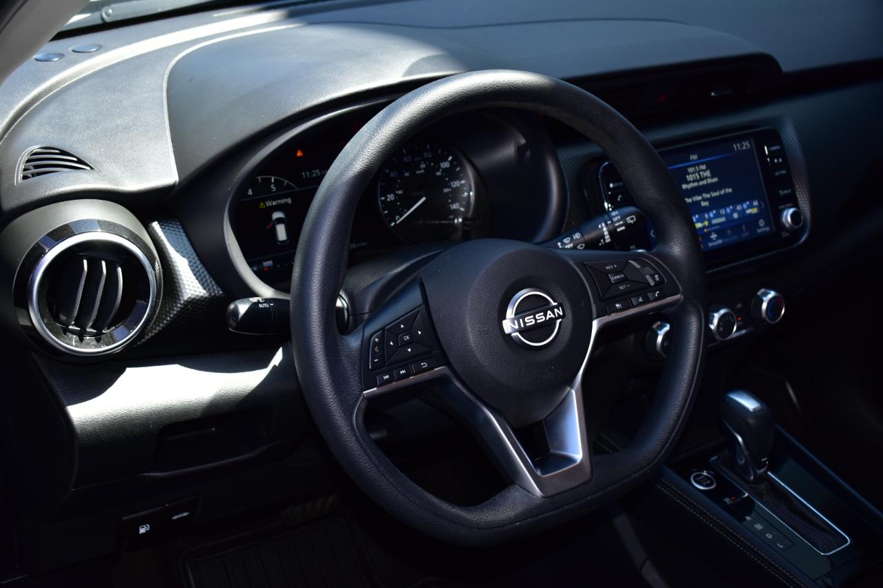 Nissan Kicks SV FWD 2023