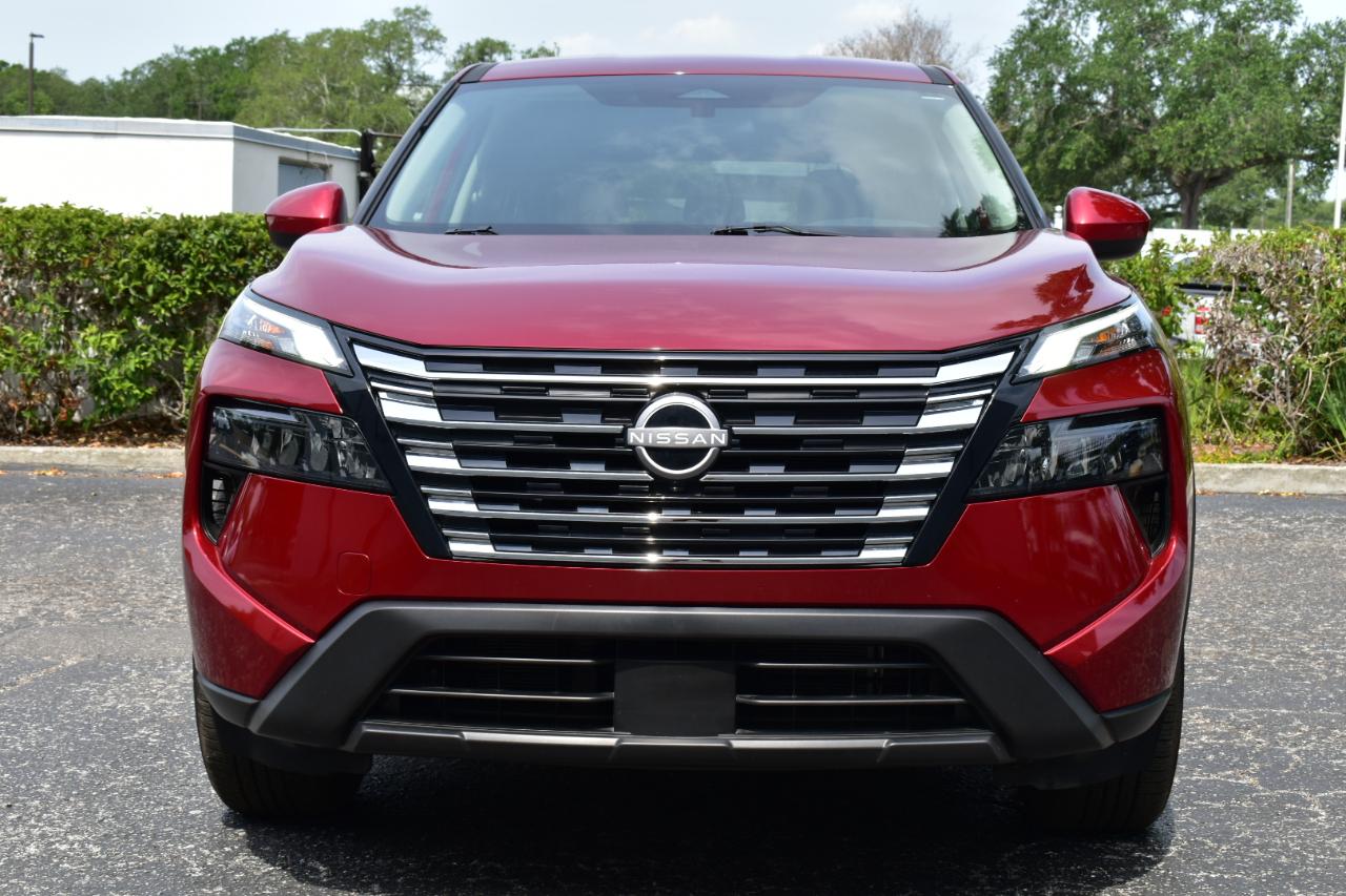 Nissan Rogue FWD SV 2025