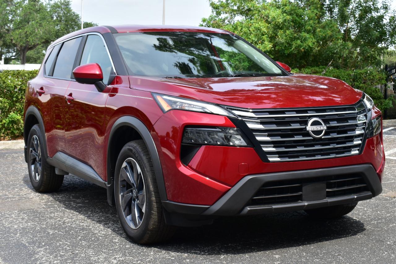 Nissan Rogue FWD SV 2025