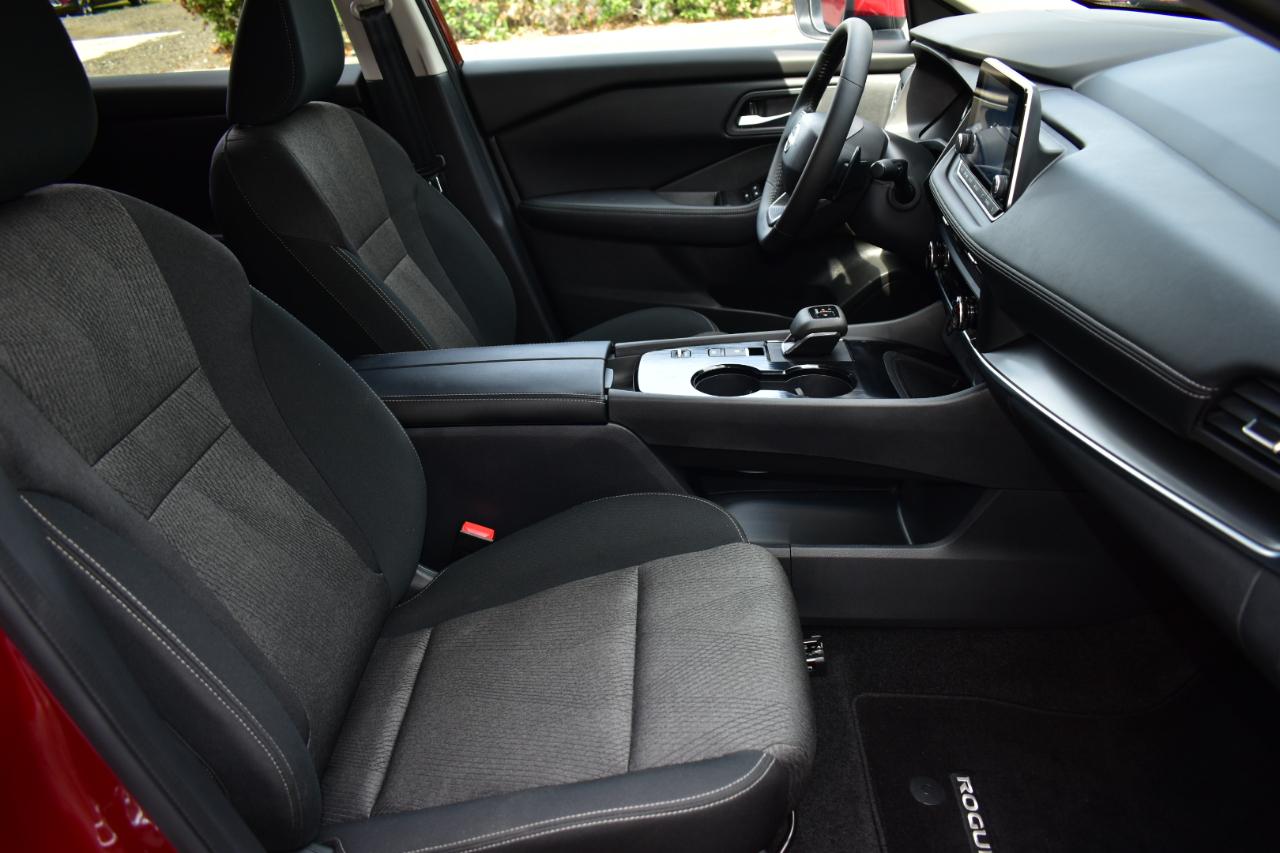 Nissan Rogue FWD SV 2025